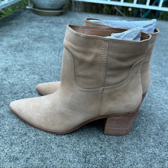 🆕KAANAS Women’s Tan leather “Pigato” pointed-toe Heeled Boots❤️11M❤️MSRP:$140 - Picture 4 of 5